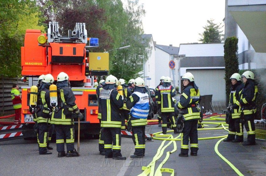 Feuer Koeln Dellbrueck Hochwinkel P38.jpg